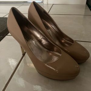 Steve Madden nude pumps